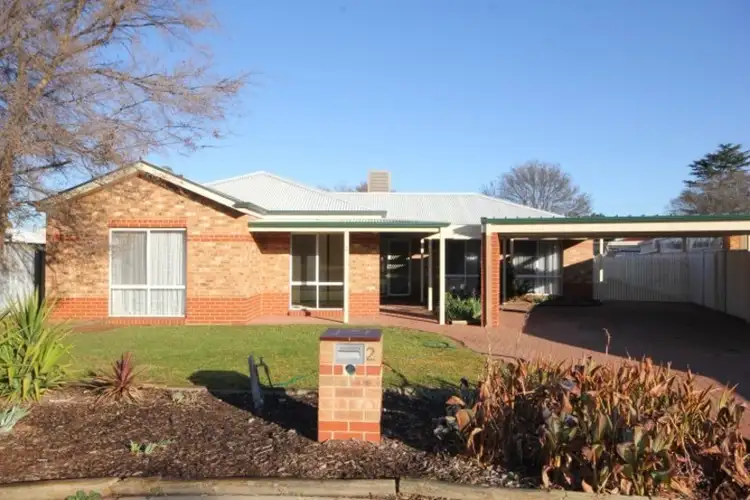 2 Meadow Grove, Mildura VIC 3500