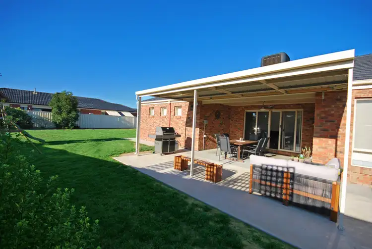 Second view of Homely house listing, 14 Jindabyne Court, Kialla VIC 3631
