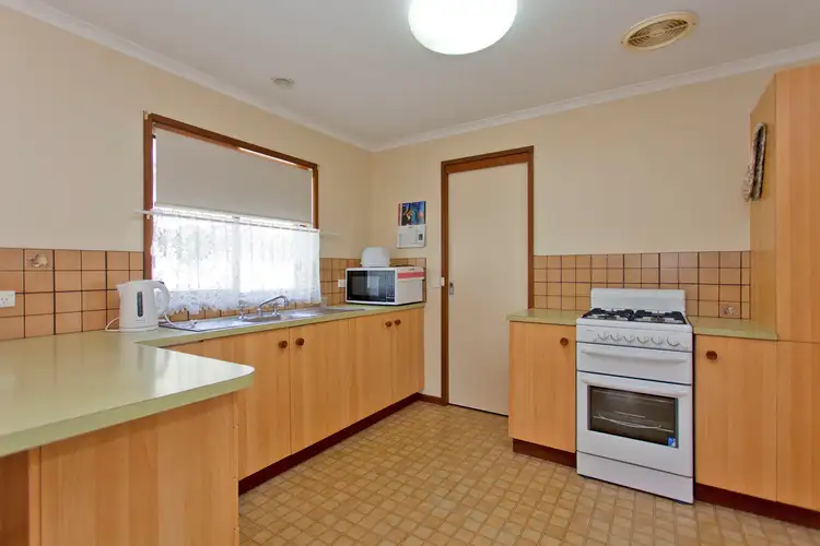 Fifth view of Homely unit listing, 1/28 McEwen Crescent, Wodonga VIC 3690