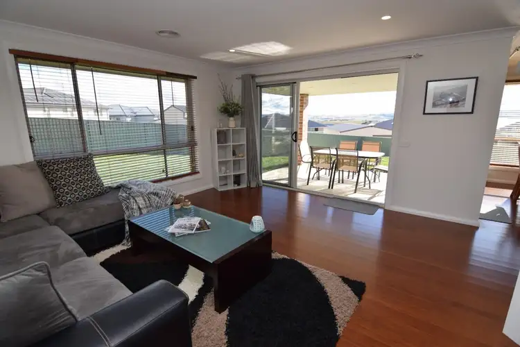 Sixth view of Homely house listing, 10 Chesterman Close, Bathurst NSW 2795
