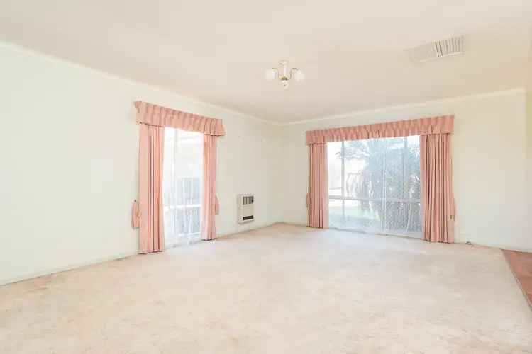 Sixth view of Homely house listing, 27 Batey Crescent, Mildura VIC 3500