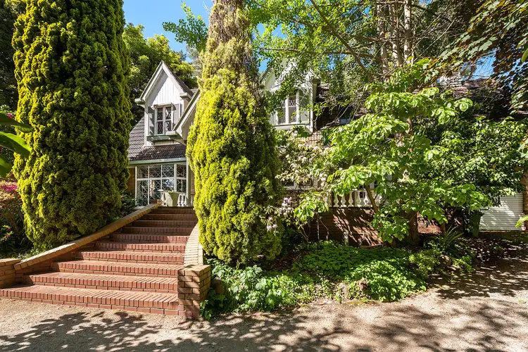 5 Martyr Road, Warburton VIC 3799