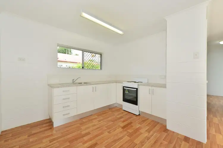 Fifth view of Homely semi-detached listing, 1/8 Holden Close, Whitfield QLD 4870