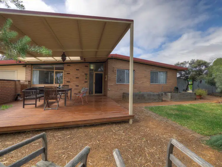 73 Blanche Street, Gosnells WA 6110