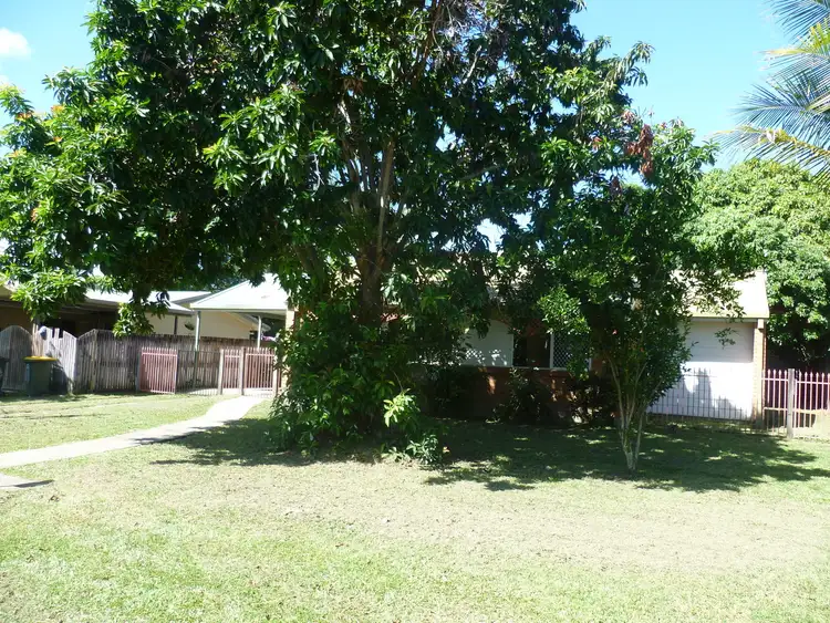 Second view of Homely house listing, 10 Lychee Close, Manoora QLD 4870