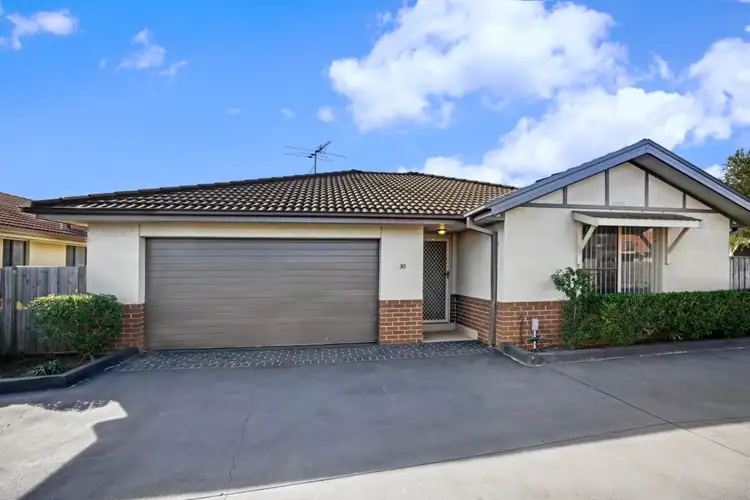 30/12 Denton Park Drive, Rutherford NSW 2320