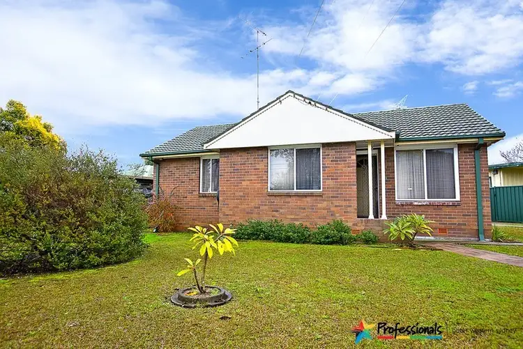 2 Seal Place, Tregear NSW 2770