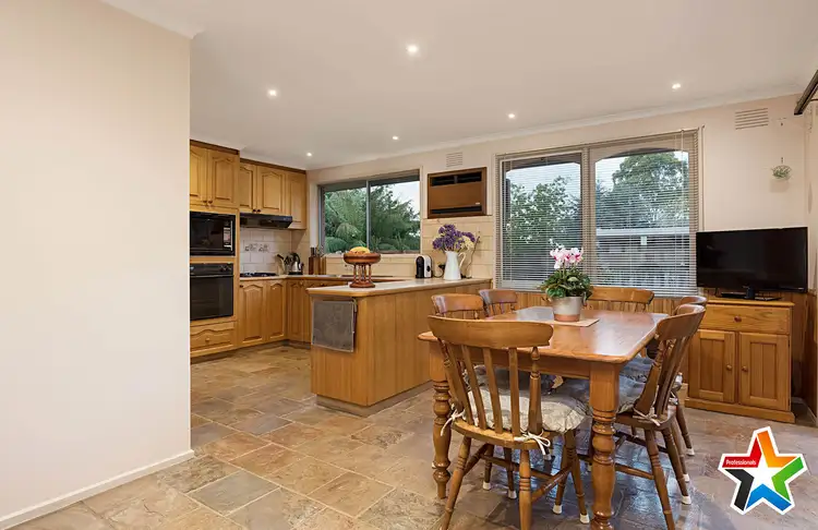 Fifth view of Homely house listing, 10 Aminga Court, Croydon VIC 3136