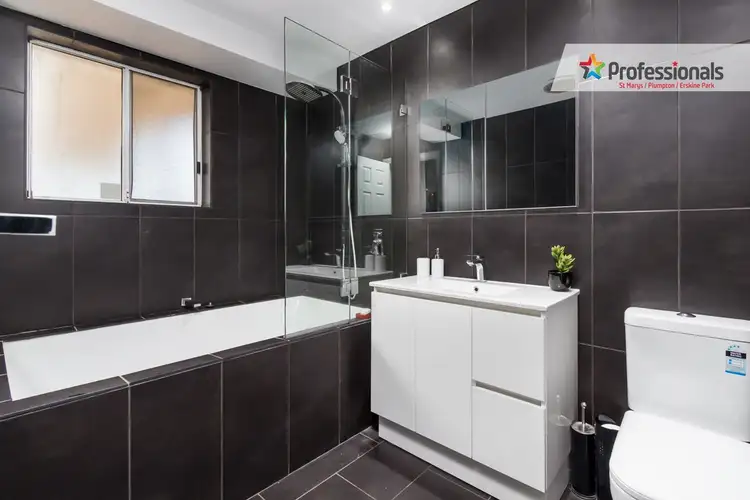 Fourth view of Homely house listing, 8 Seattle Close, St Clair NSW 2759