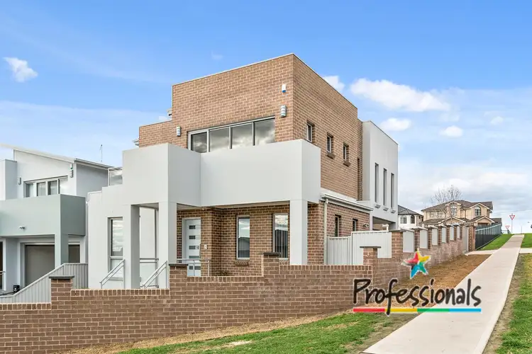 82 Roth Street, Casula NSW 2170