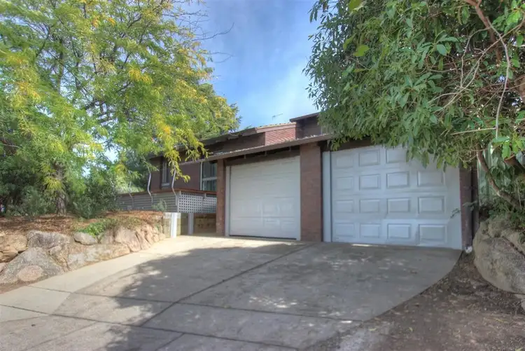 77 Stanley Street, Kooringal NSW 2650