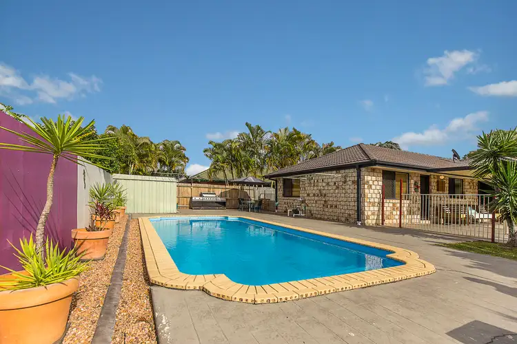 22 Stradbroke Drive, Tweed Heads South NSW 2486
