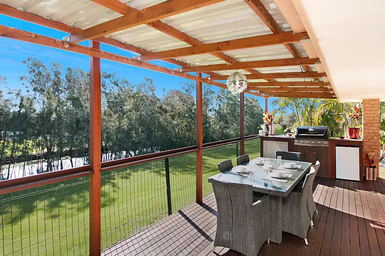 15 Mistletoe Circuit, Kingscliff NSW 2487