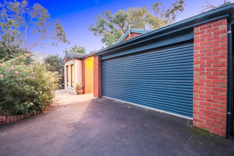 36 Stradbroke Road, Montrose VIC 3765