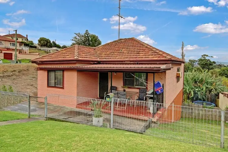 21 Malcolm Avenue, Cringila NSW 2502