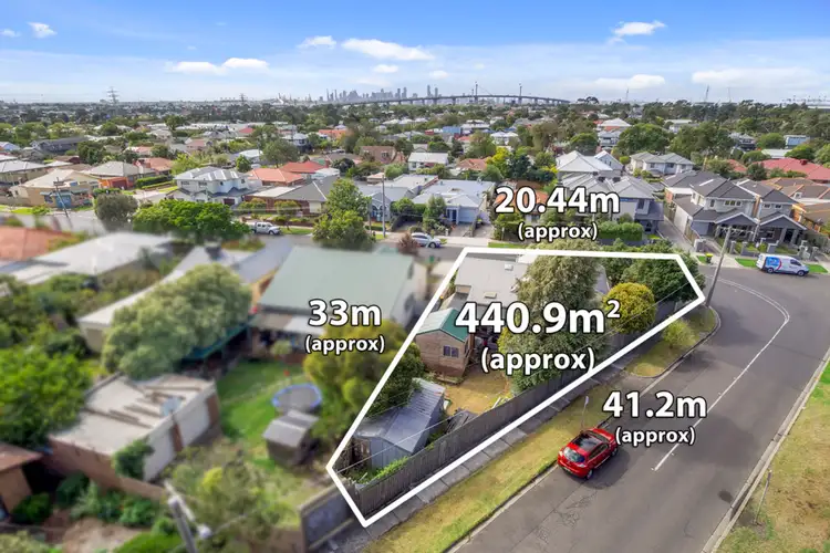 40 Stephenson Street, Spotswood VIC 3015