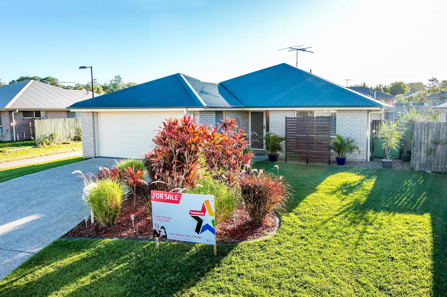 Main view of Homely house listing, 37 Lockyer Pl, Crestmead QLD 4132