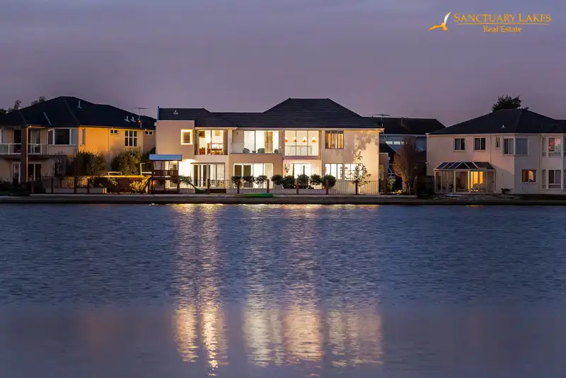 Main view of Homely house listing, 5 Shimmerlake  Close, Sanctuary Lakes VIC 3030