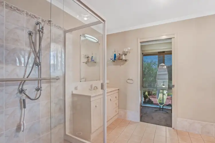 Sixth view of Homely house listing, 5 Mannall Close, Rutherford NSW 2320