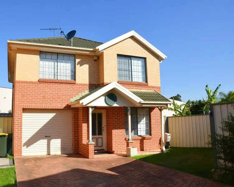 7/6 Plum Close, Casula NSW 2170