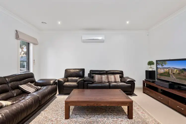 Third view of Homely house listing, 20 Boathouse Place, Sanctuary Lakes VIC 3030