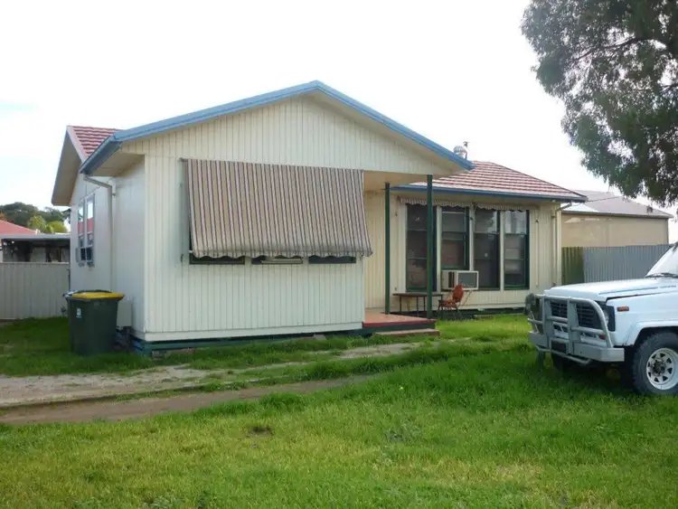 29 Dumfries Avenue, Northfield SA 5085
