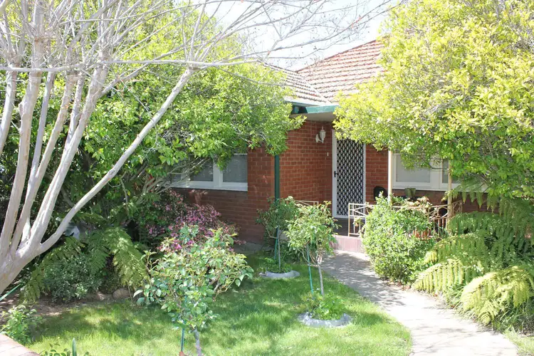 360 Stewart Street, Bathurst NSW 2795