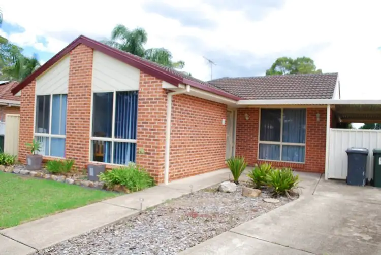 3 Carandini Street, St Helens Park NSW 2560