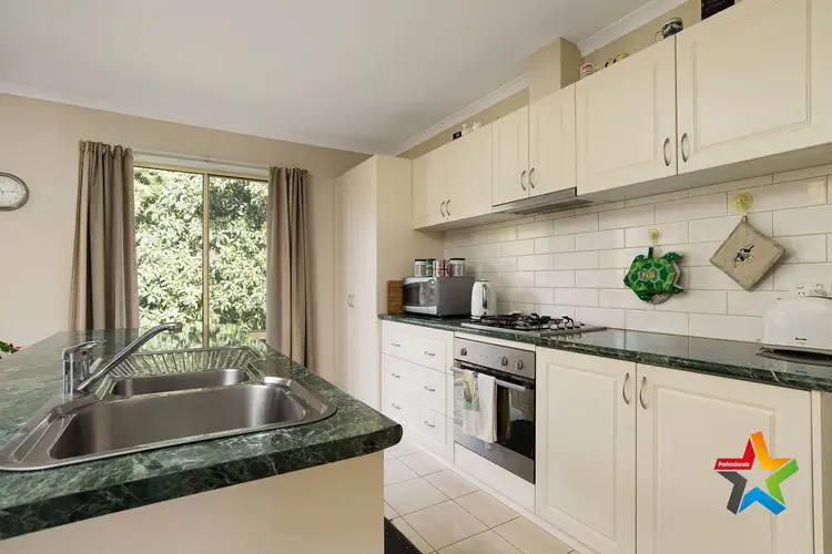 348a Warburton Highway, Wandin North VIC 3139