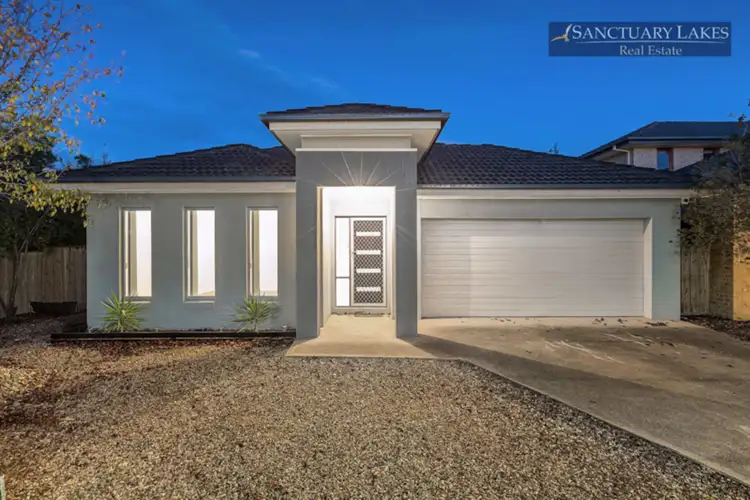 29 Riverglades Drive, Sanctuary Lakes VIC 3030