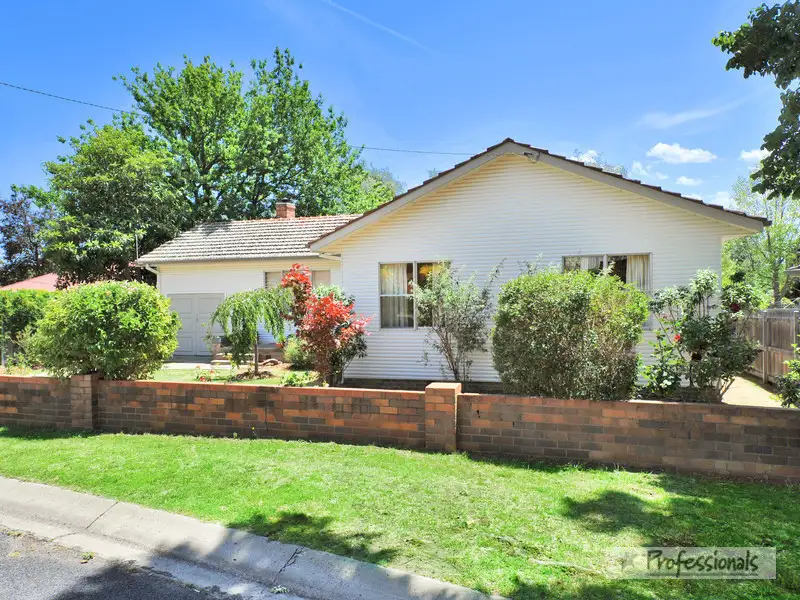 Main view of Homely house listing, 19 Drummond Avenue, Armidale NSW 2350