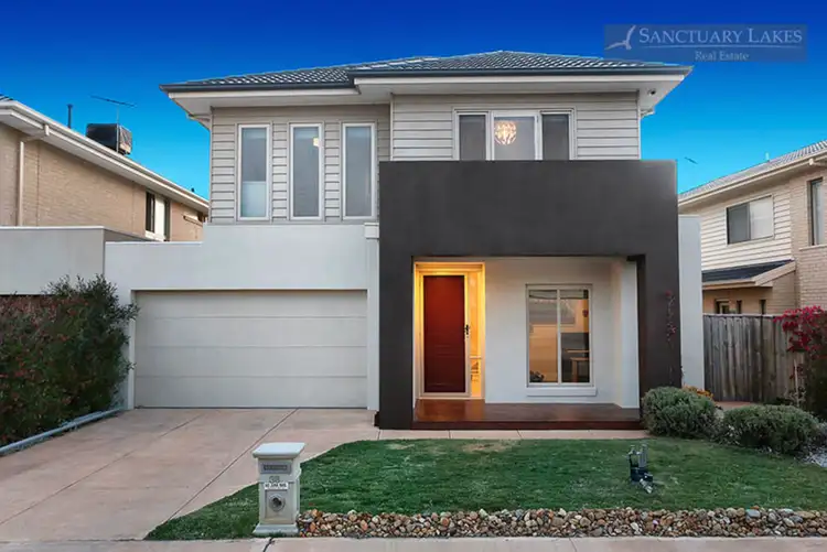 38 Sanctuary Lakes East Boulevard, Sanctuary Lakes VIC 3030