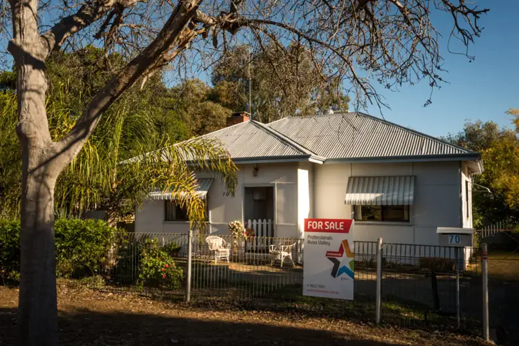 70 Gairdner Street, Northam WA 6401
