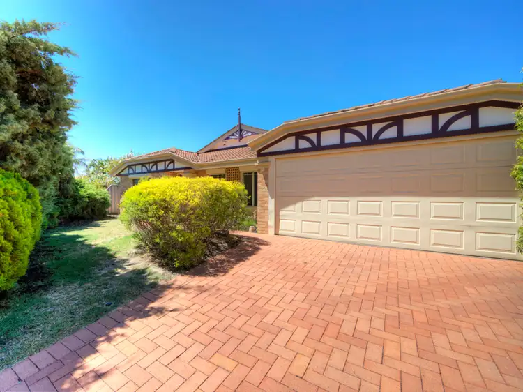 6 Calcite Place, Forrestfield WA 6058