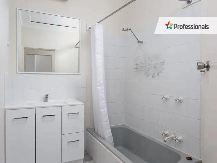 Sixth view of Homely house listing, 4 Tucker Street, Turvey Park NSW 2650