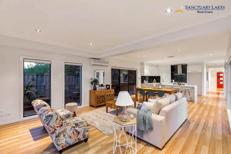 Fourth view of Homely house listing, 7 Springwater Square, Sanctuary Lakes VIC 3030