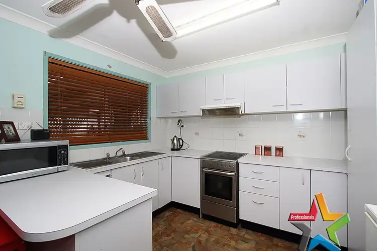Second view of Homely house listing, 8 Cavillon St, Crestmead QLD 4132