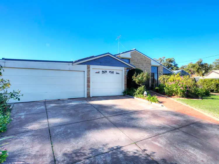 Fourth view of Homely house listing, 31 Cantua Way, Forrestfield WA 6058