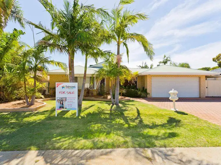 17 TOURMALINE GARDENS, Forrestfield WA 6058