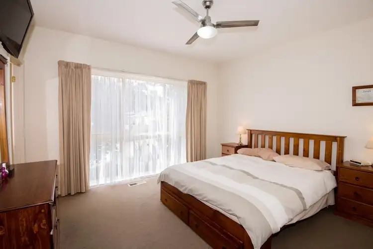 Seventh view of Homely house listing, 2 Tarhilla Drive, Launching Place VIC 3139