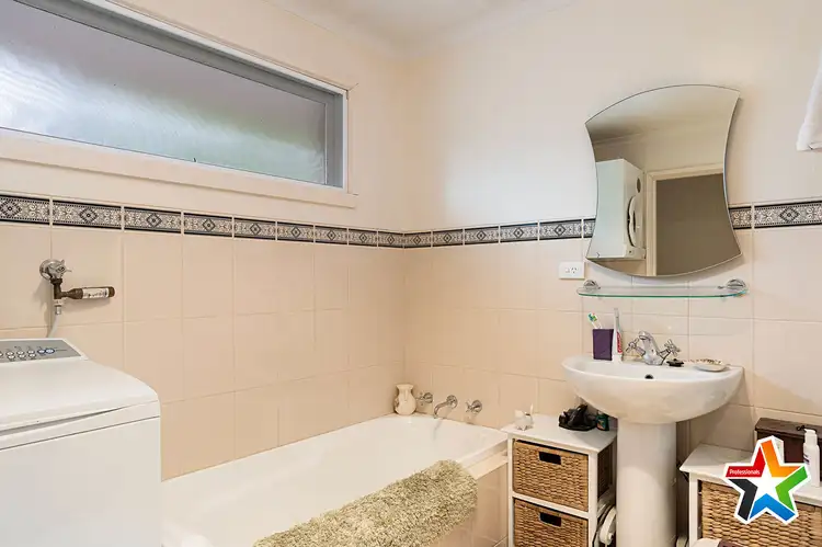 Sixth view of Homely unit listing, 4/18 Newman Road, Mooroolbark VIC 3138
