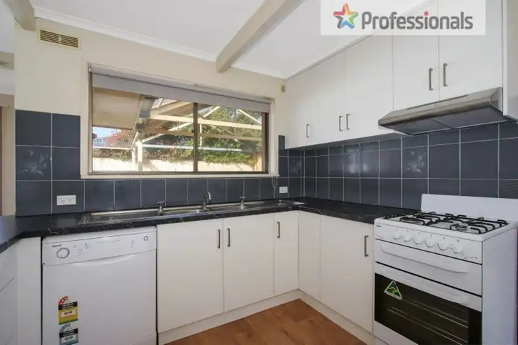 Fourth view of Homely house listing, 4 Diosma Court, Wodonga VIC 3690