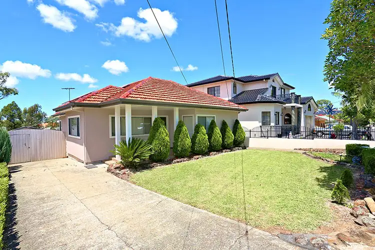 25 Maiden Street, Greenacre NSW 2190
