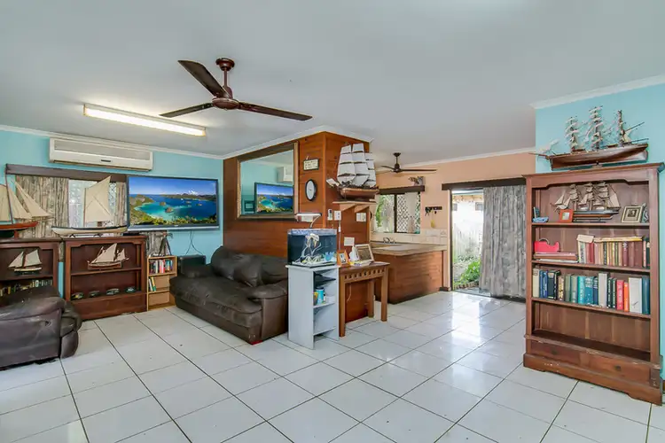 Second view of Homely unit listing, 2/10 Trucano Close, Whitfield QLD 4870