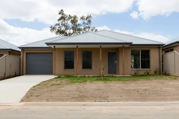 Main view of Homely unit listing, 2/16 Boyd Street, Nagambie VIC 3608