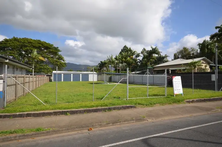 203 Bruce Highway, Edmonton QLD 4869