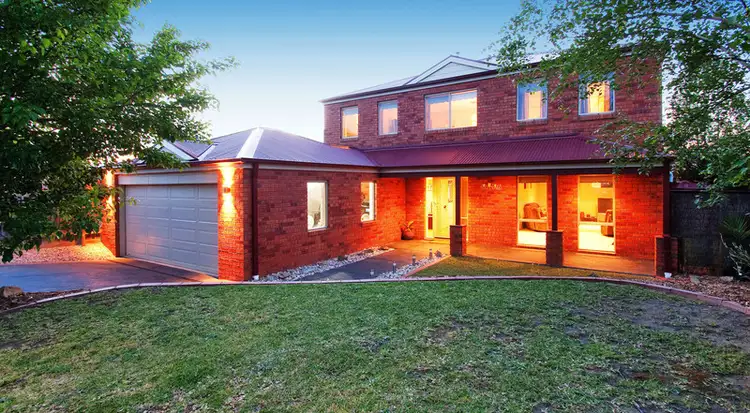 7 Freshfield Avenue, Mooroolbark VIC 3138