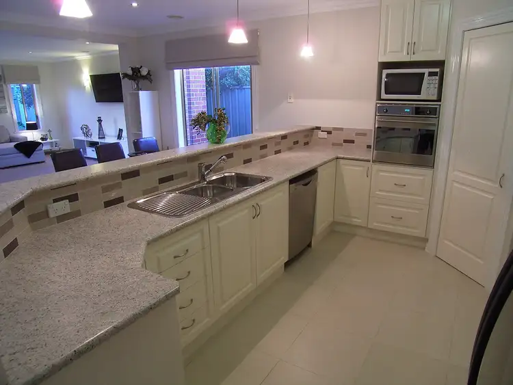 Sixth view of Homely house listing, 25 Guseli Court, Kialla VIC 3631