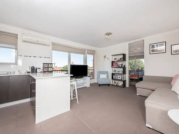 Second view of Homely unit listing, 9/29 Raleigh Street, Essendon VIC 3040