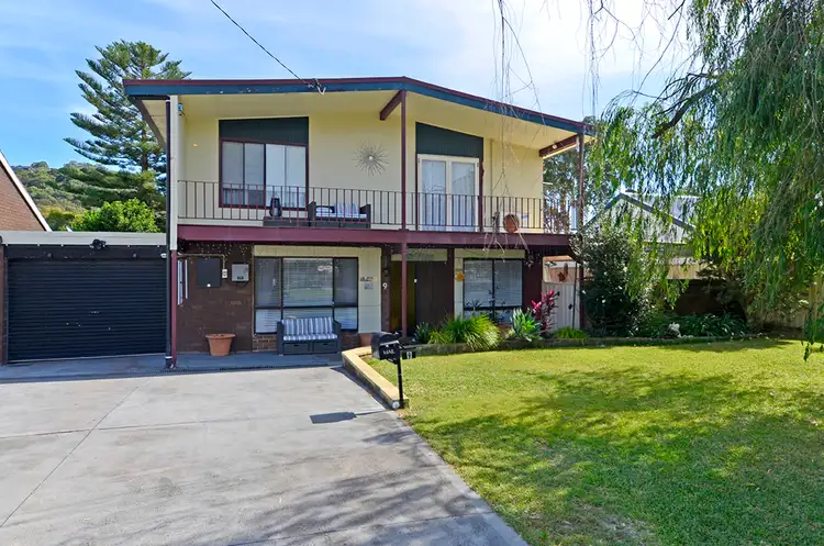 9 Sea Street, Umina Beach NSW 2257